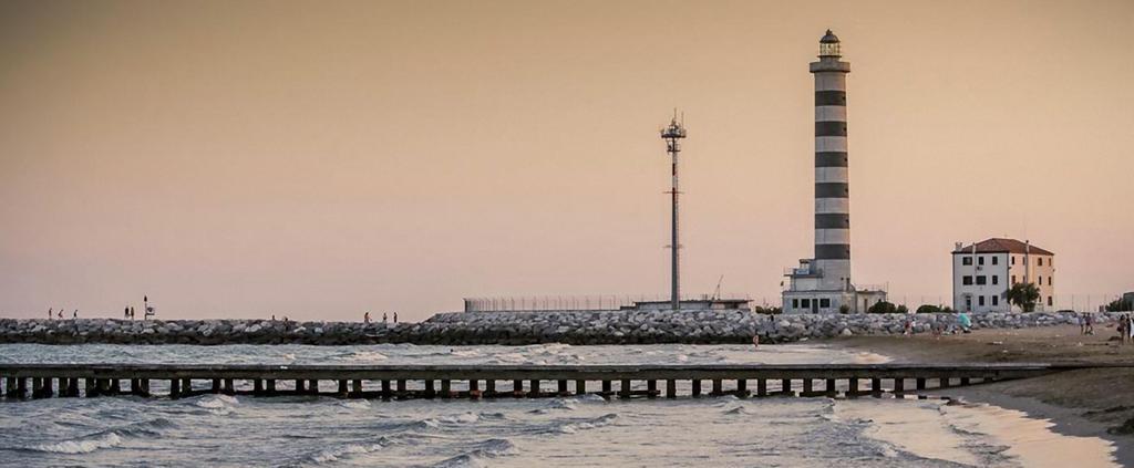 Appartamenti Cristina Carraro Immobiliare - Family Apartments Lido di Jesolo Eksteriør bilde